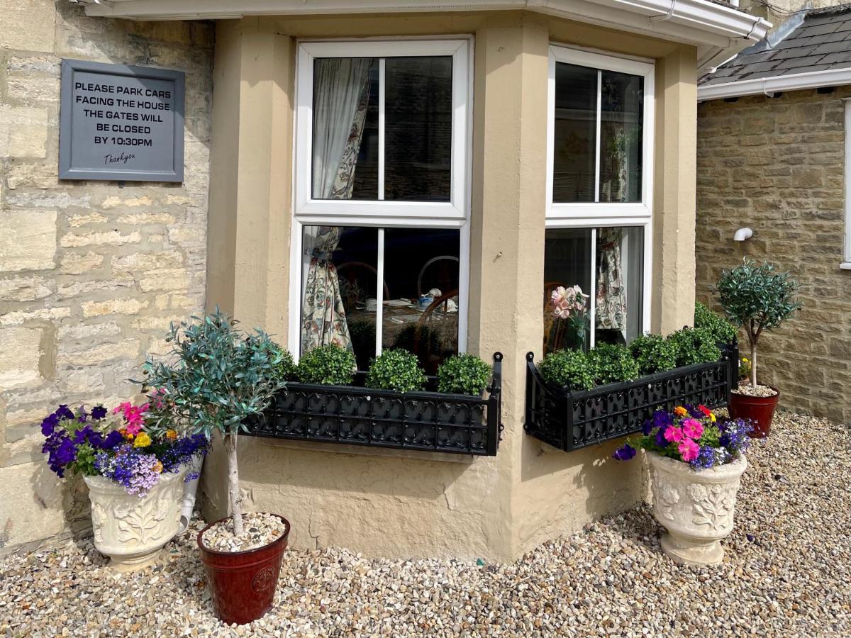 Apsley Villa Guest House. Cirencester Exteriér fotografie